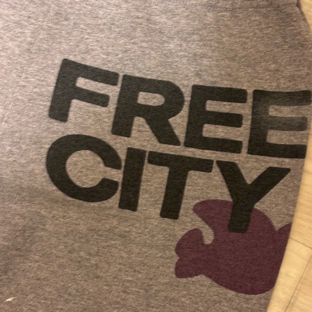 FREE CITY Sweatpants - Picture 2 of 7